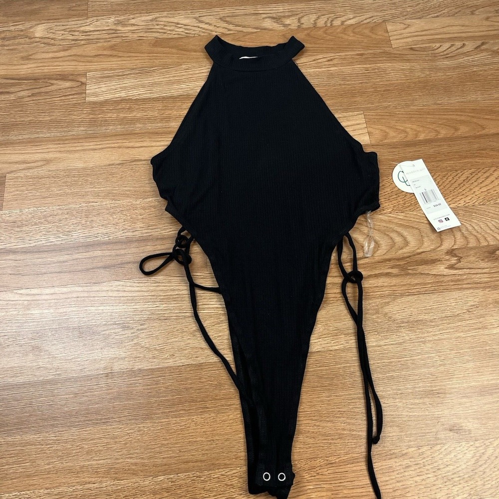 Madden Girl High Cut Mock Neck Black Bodysuit Size Large NEW